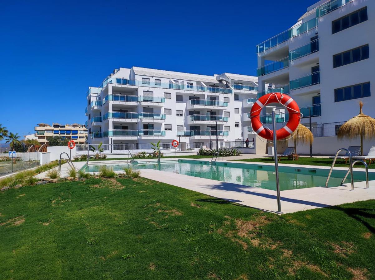 Espectacular Apartamento En Primera Linea De Playa 托罗克斯科斯塔 外观 照片